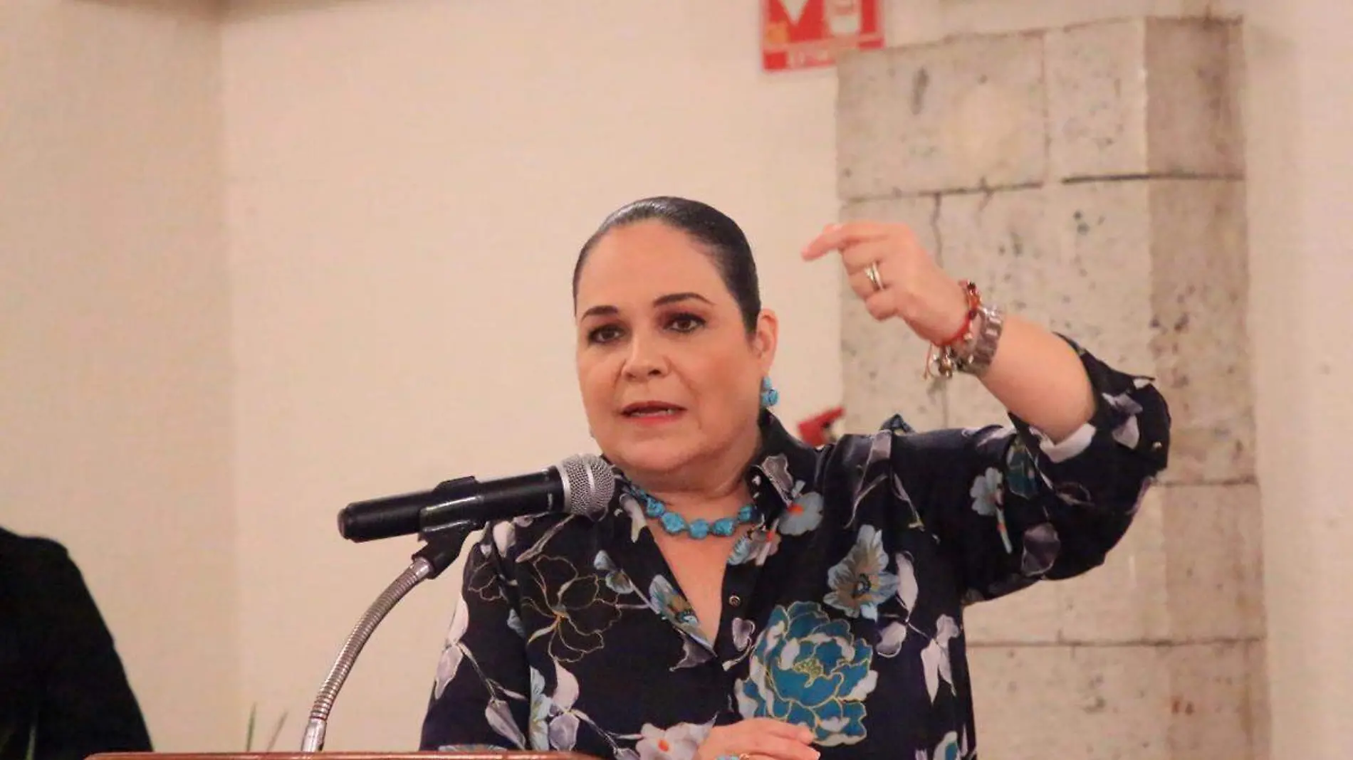 Conversatorio-Senadora-Mónica-Fernández-Balboa copia